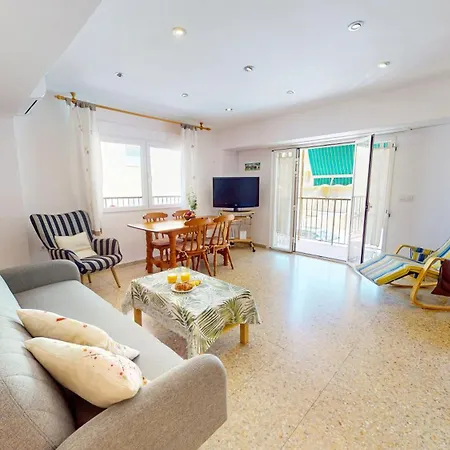 Fiesta By Family Homes Apartmán